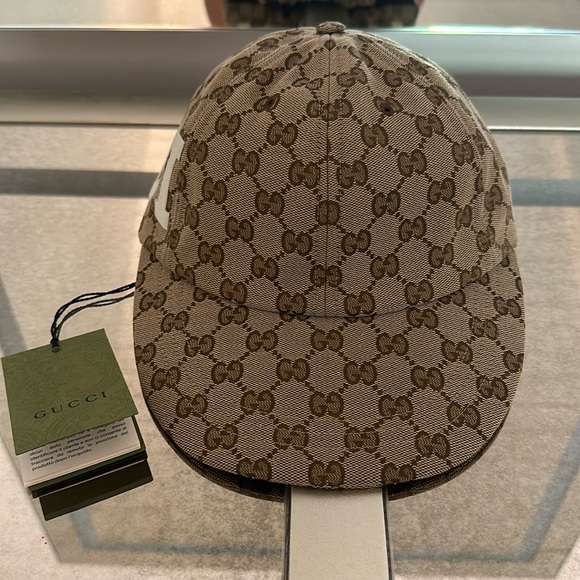 New Gucci Supreme GG Baseball Cap. - Picture 1 of 7